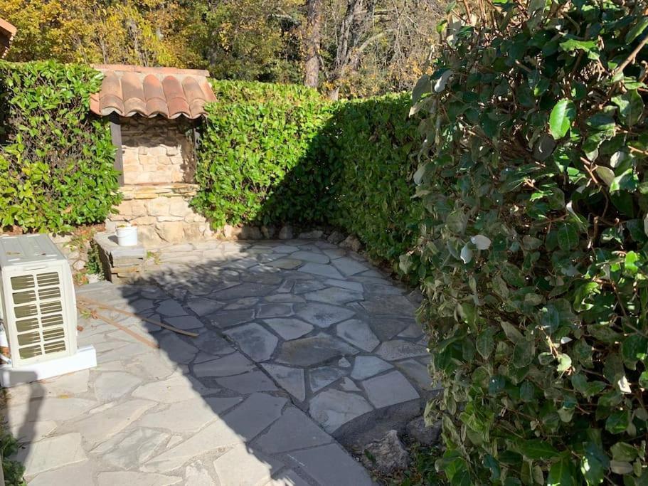 Maisonnette Dans Belle Residence Saint-Vallier-de-Thiey ภายนอก รูปภาพ